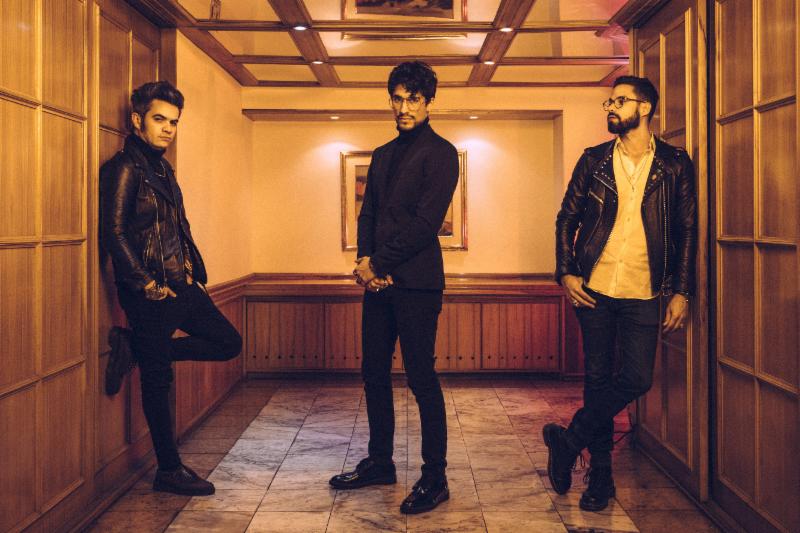 Diamante Eléctrico presenta el video «Hacia la noche»