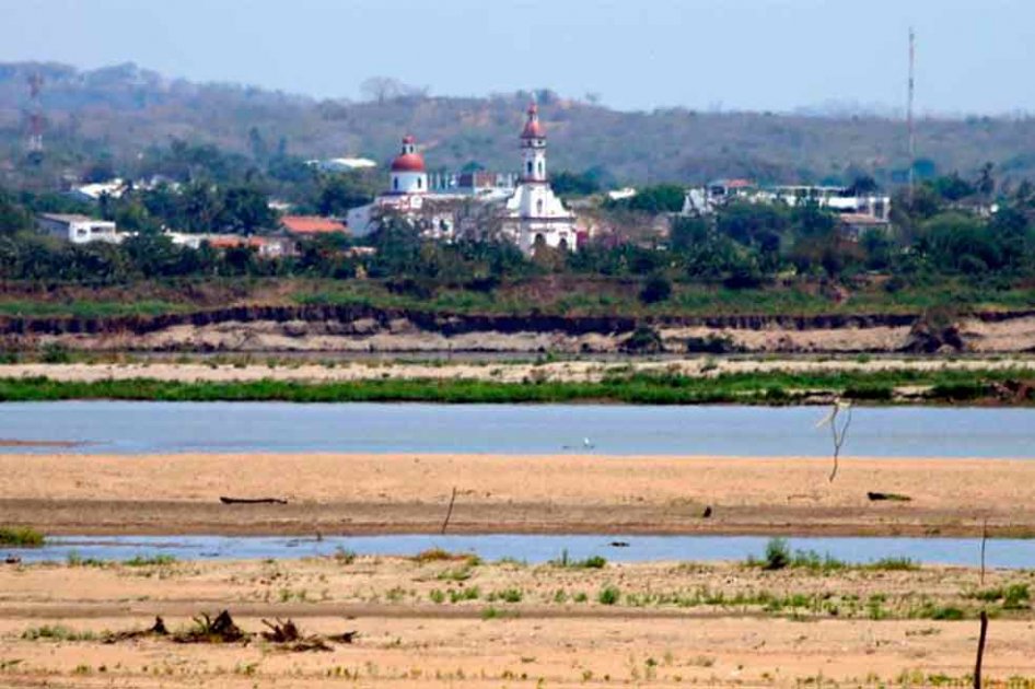 Zambrano, un pueblo bañado por el río Magdalena, se muere de sed