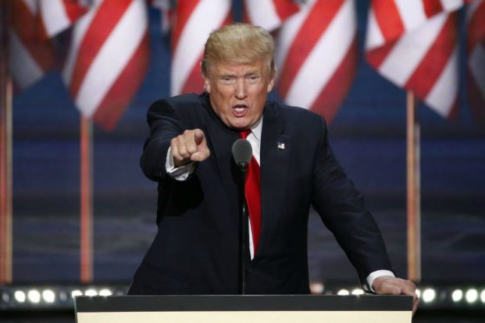 Juez de Nueva York admite que los bares prohíban el ingreso por tendencia política