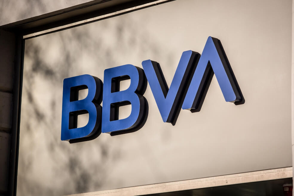 Por coronavirus, BBVA toma medidas en defensa de clientes y trabajadores