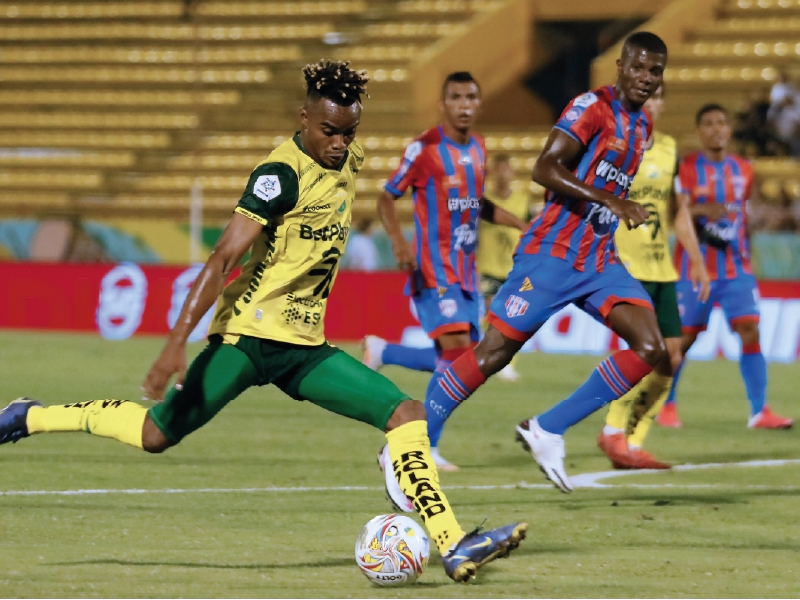 Atlético Huila venció a Unión Magdalena en un duelo directo por el descenso