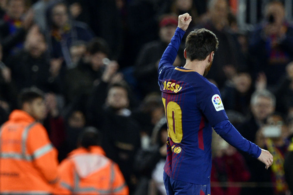 Barcelona sufrió para vencer al Alavés en el Camp Nou