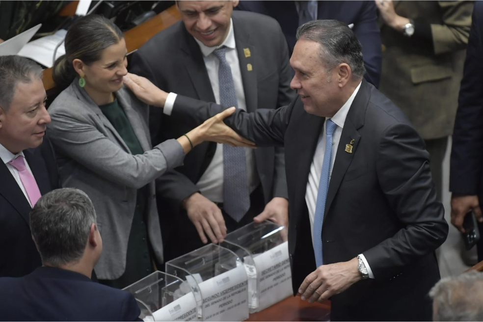 Efraín Cepeda, del Partido Conservador, fue elegido este 20 de julio como presidente del Senado.