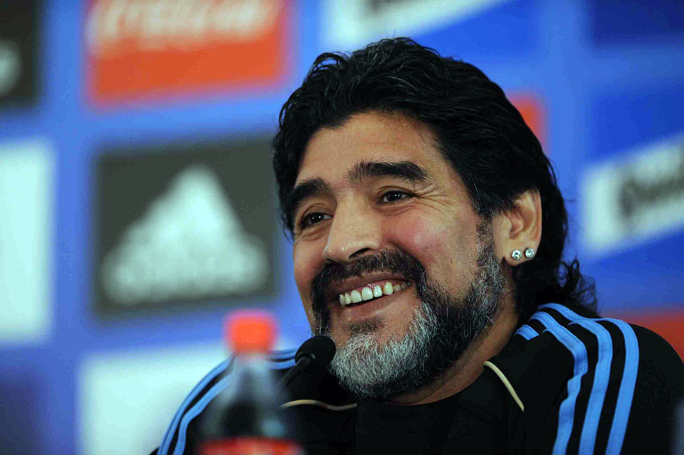 Maradona entrenando a Argentina en Sudáfrica 2010.
