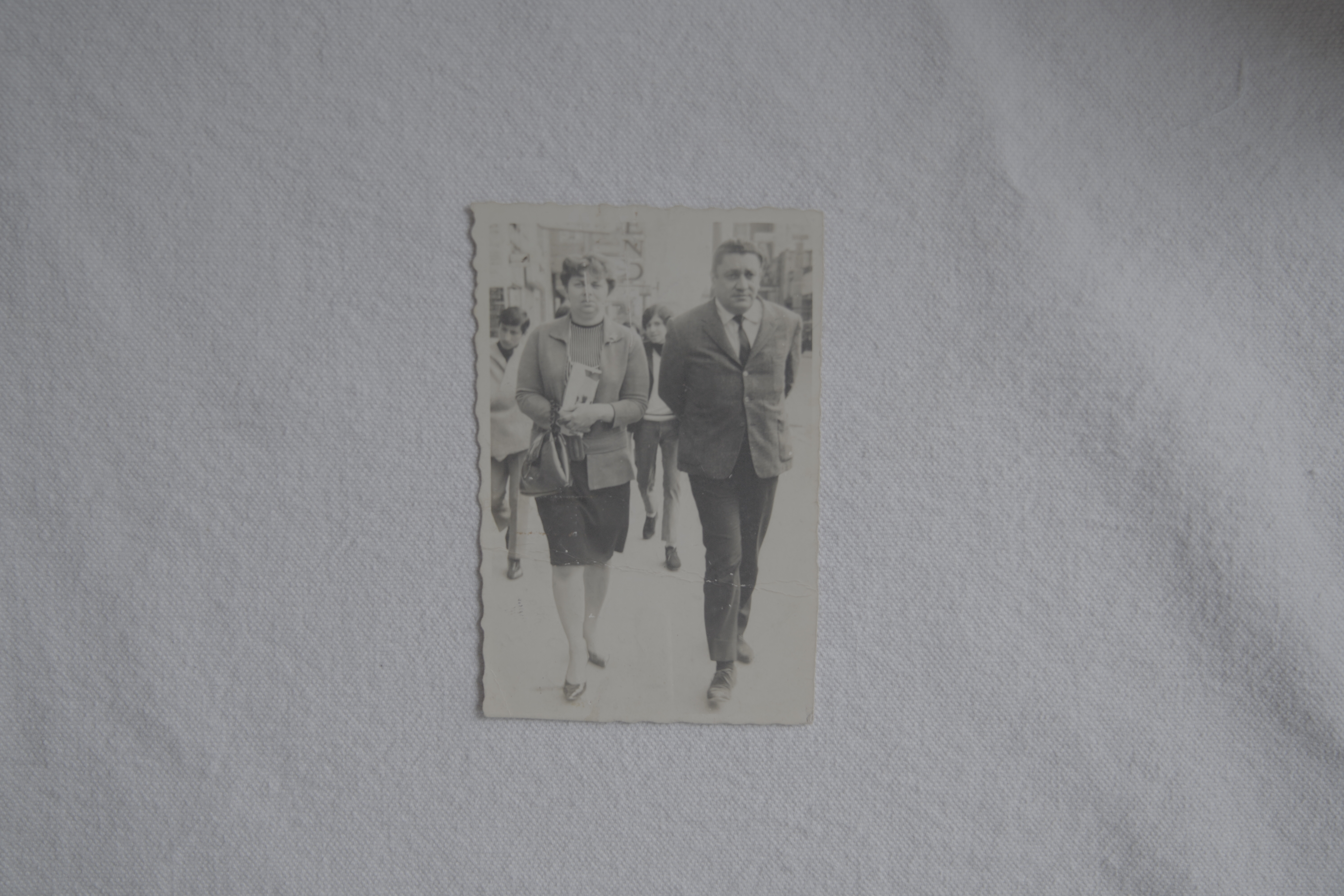 Héctor Rojas Herazo y la Niña Rochi Barbosa.