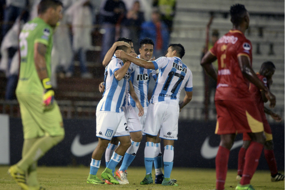 Racing eliminó a Rionegro Águilas de la Sudamericana