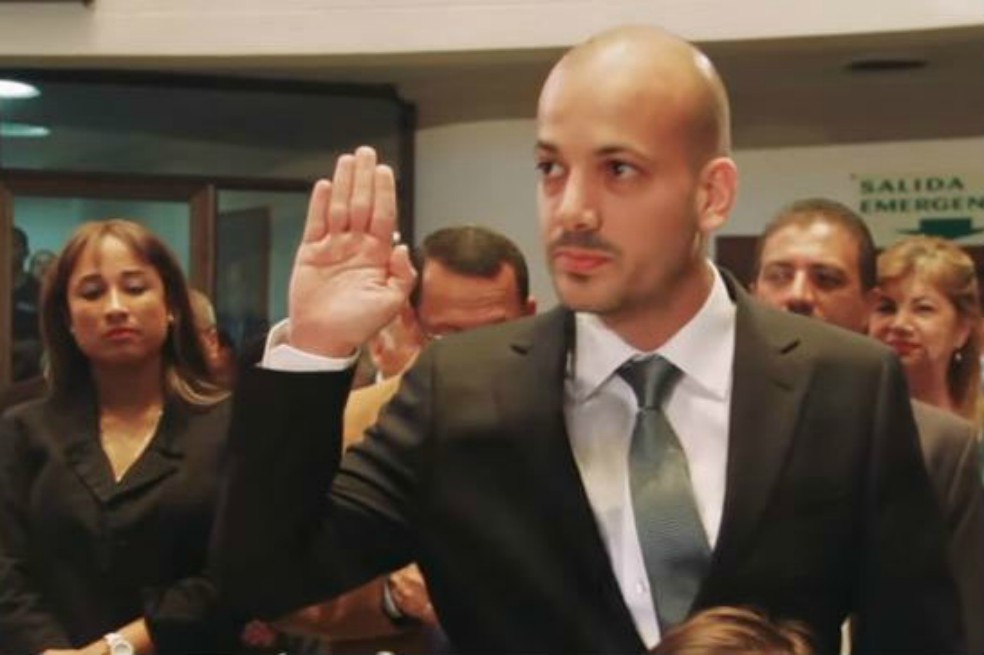 Concejal de Medellín fue suspendido por “cachetear” a un periodista