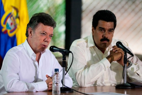 Samper cree que lo mejor para solucionar crisis fronteriza es diálogo Santos-Maduro