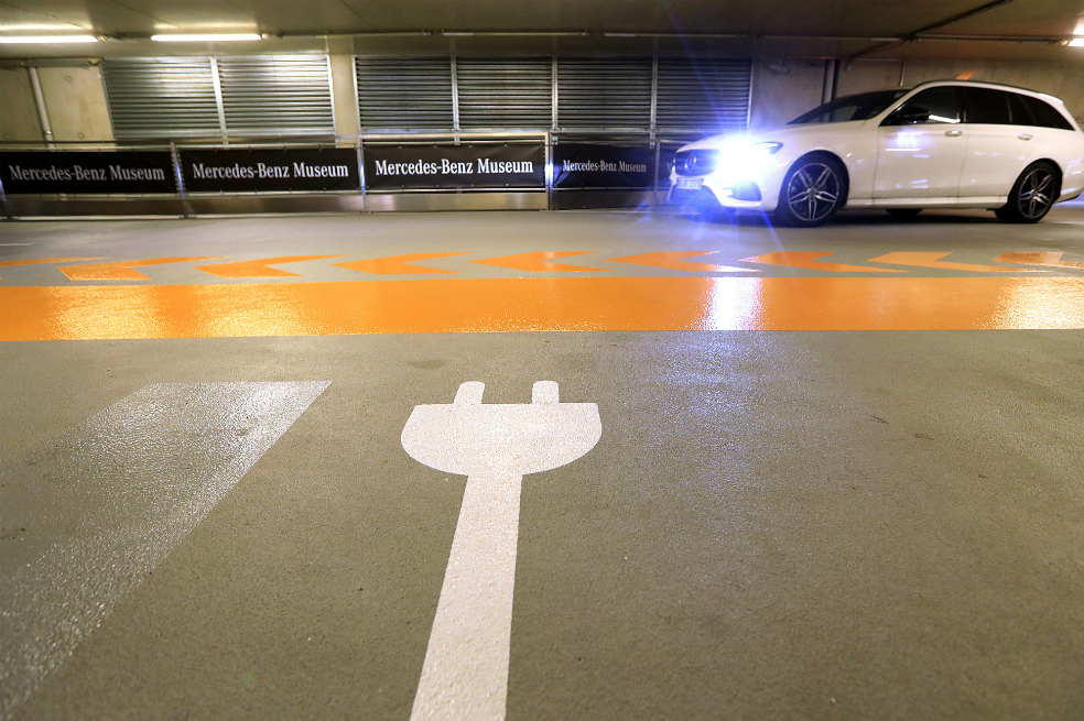 Los carros eléctricos se triplicarán en dos años en todo el mundo