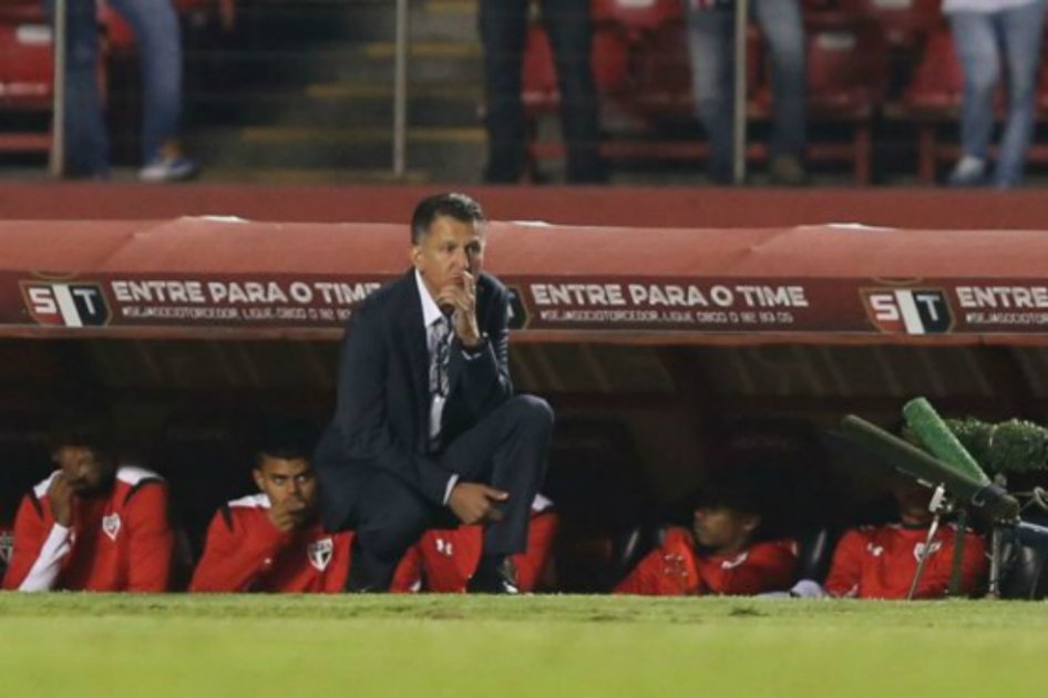 El Sao Paulo de Osorio cayó goleado ante Santos en clásico paulista