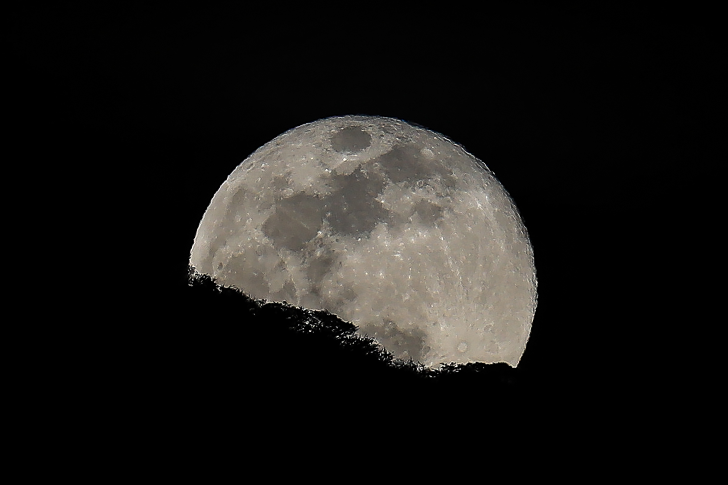 Científicos chinos están construyendo “ladrillos lunares”: ¿de qué están hechos?