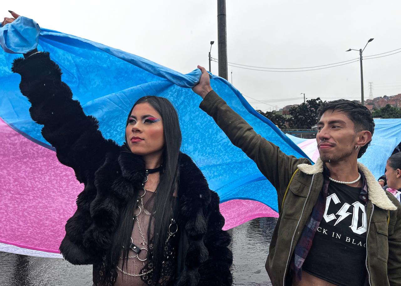 Estudio encuentra menos ideación suicida en jóvenes trans con acceso a afirmación de género