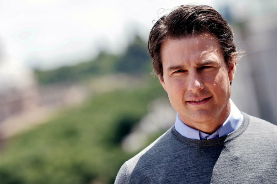 Tom Cruise visita a su doble en hospital de Medellín tras accidente aéreo