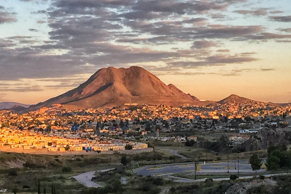 Chihuahua, entre cuevas y cañones