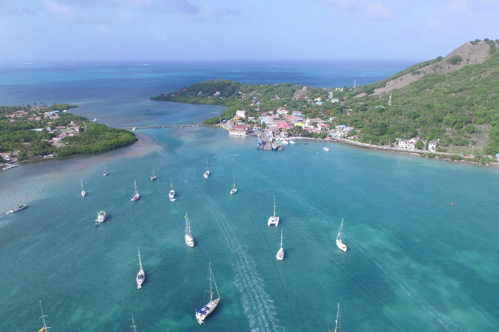 Santa Catalina Isla vive el olvido por la caída de su puente