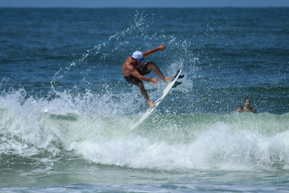 Para los Juegos Olímpicos de París 2024, el surf se disputará en Tahití