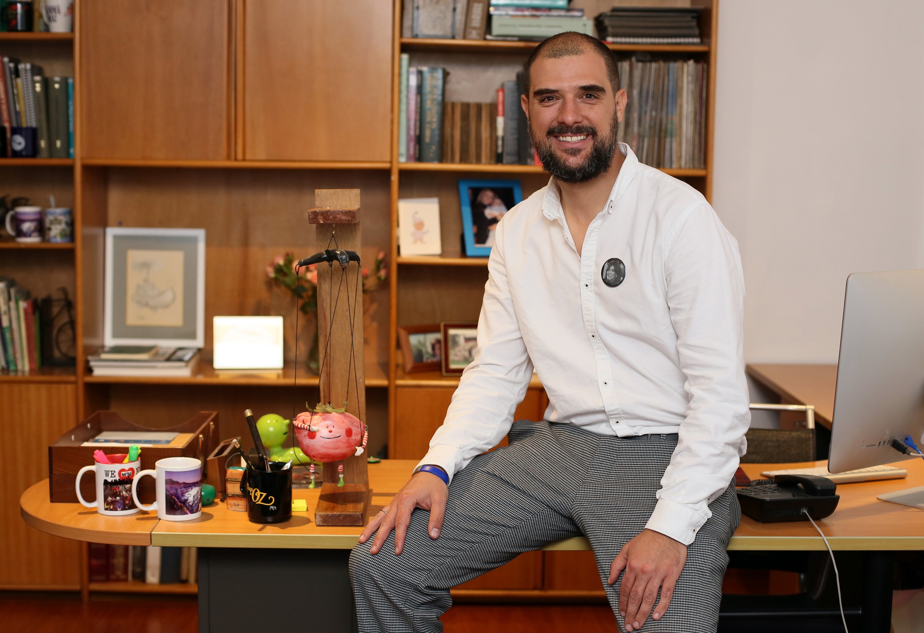 Felipe Salazar, dirigiendo la navidad de Misi con “El compositor de sueños”