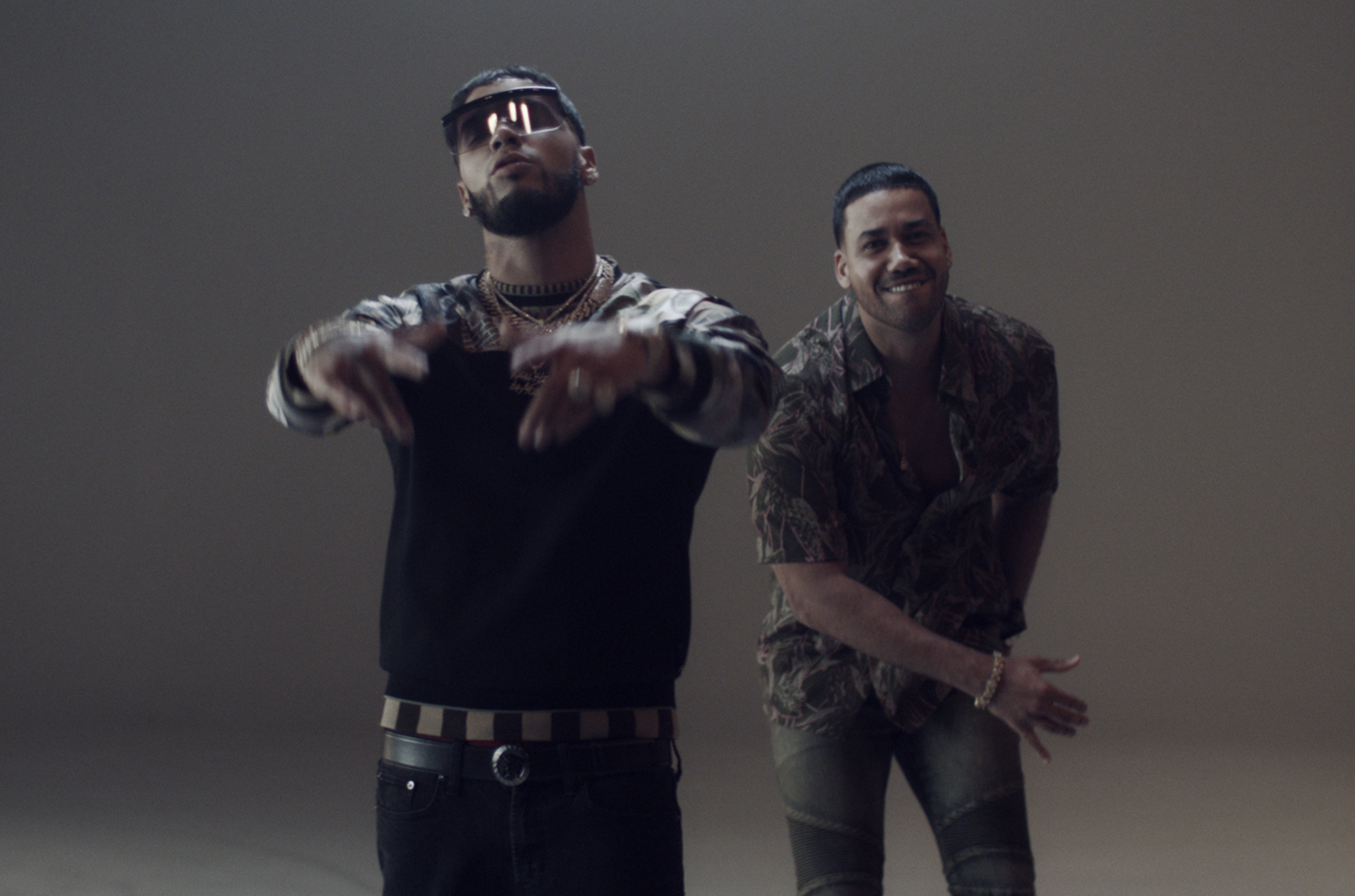 Anuel AA fue criticado tras imitar la voz de Romeo Santos ¿Fracasó en el intento?