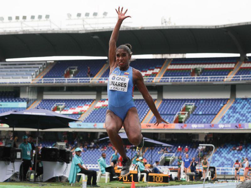 Natalia Linares empezó su carrera a los 14 años, en el colegio Gimnasio del Norte. / World Athletics /© Marta Gorczynska