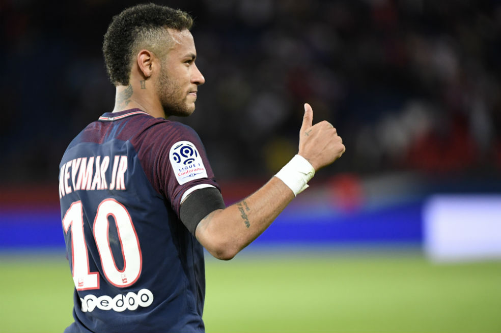 Neymar lidera al PSG en la goleada frente al Toulouse