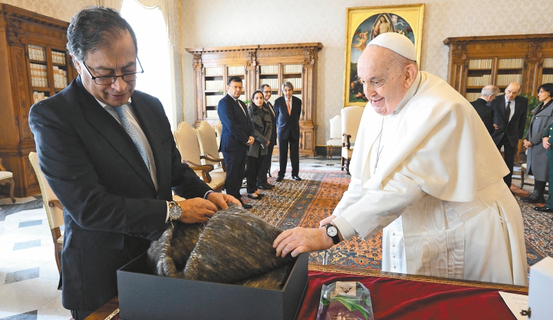 RESTRICTED TO EDITORIAL USE - MANDATORY CREDIT "AFP PHOTO / VATICAN MEDIA" - NO MARKETING - NO ADVERTISING CAMPAIGNS - DISTRIBUTED AS A SERVICE TO CLIENTS