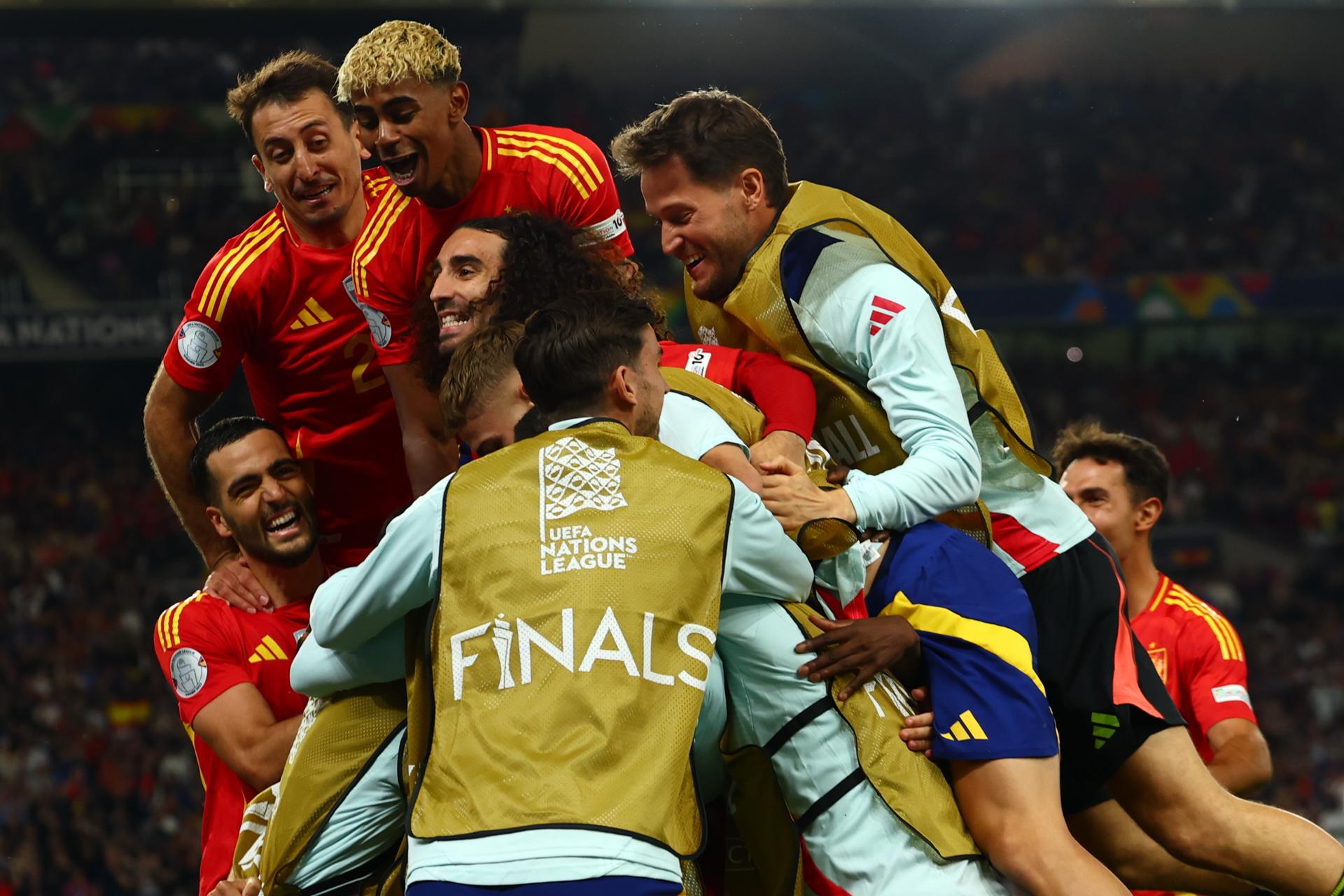 ¡Partidazo! España venció 5-4 a Francia en la Nations League:  mire los goles