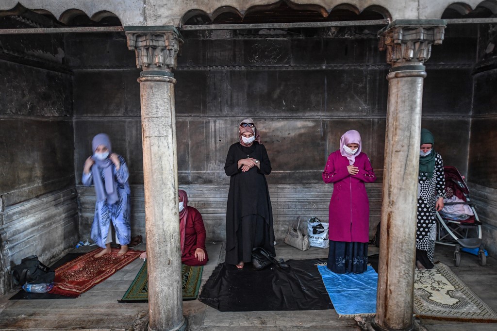 Musulmanes en Santa Sofía