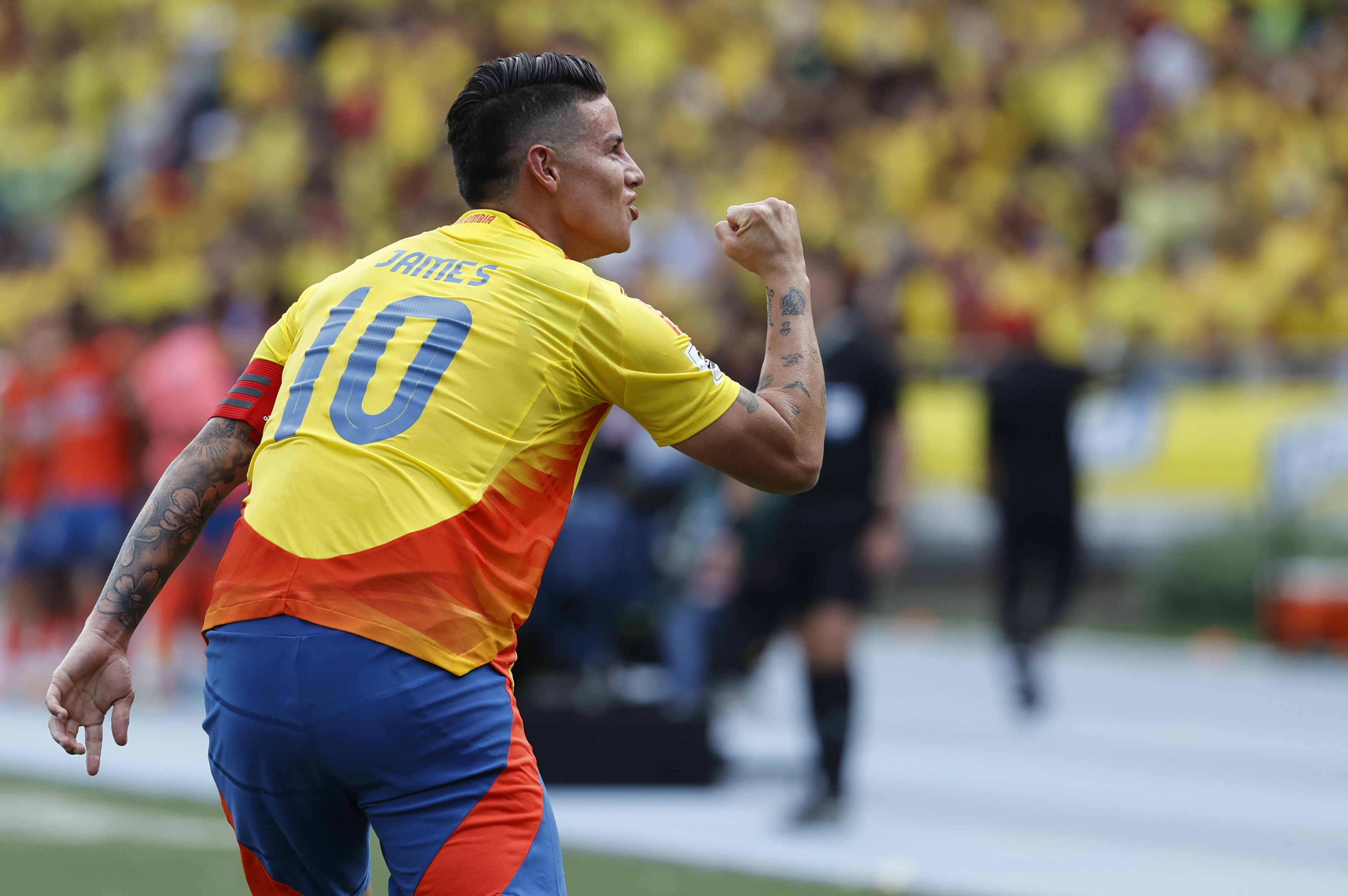 Video: así fue la jugada que provocó el penalti para el gol de James Rodríguez