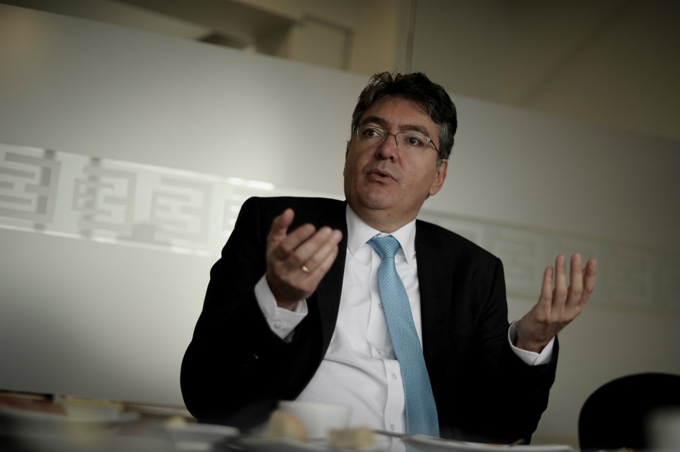 Tras mejores tarifas bancarias