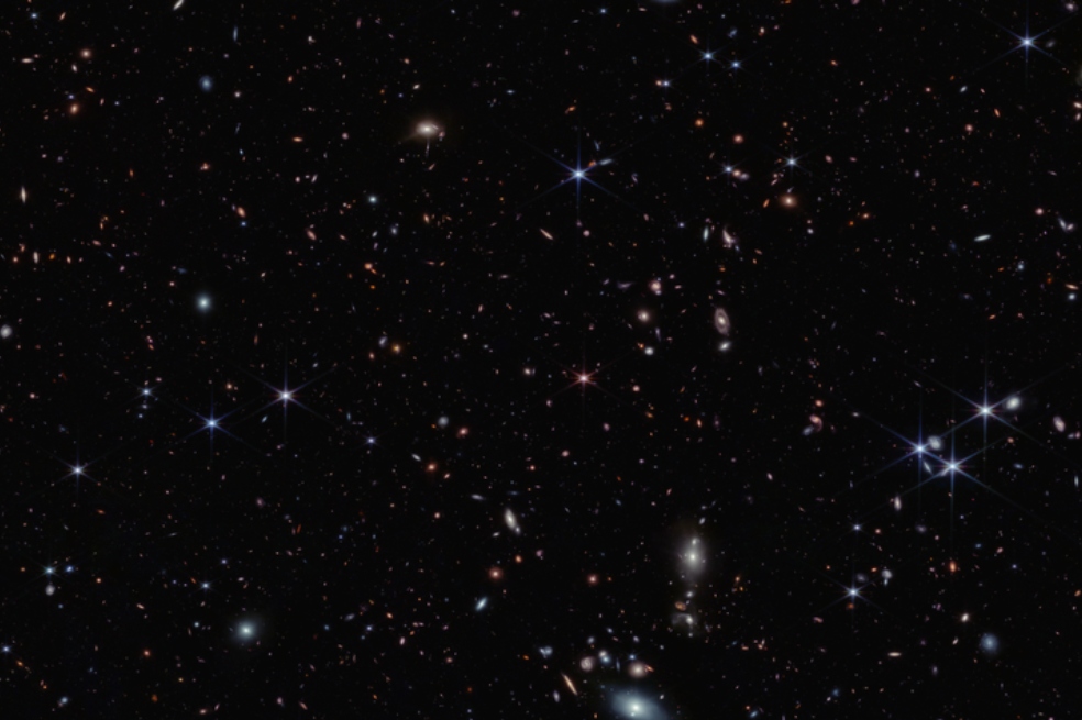 Imágenes del James Webb muestran cómo las galaxias cambiaron el universo