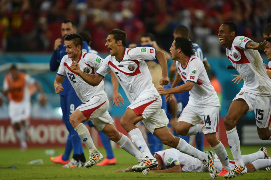 Jorge Luis Pinto clasificó a cuartos de final con Costa Rica