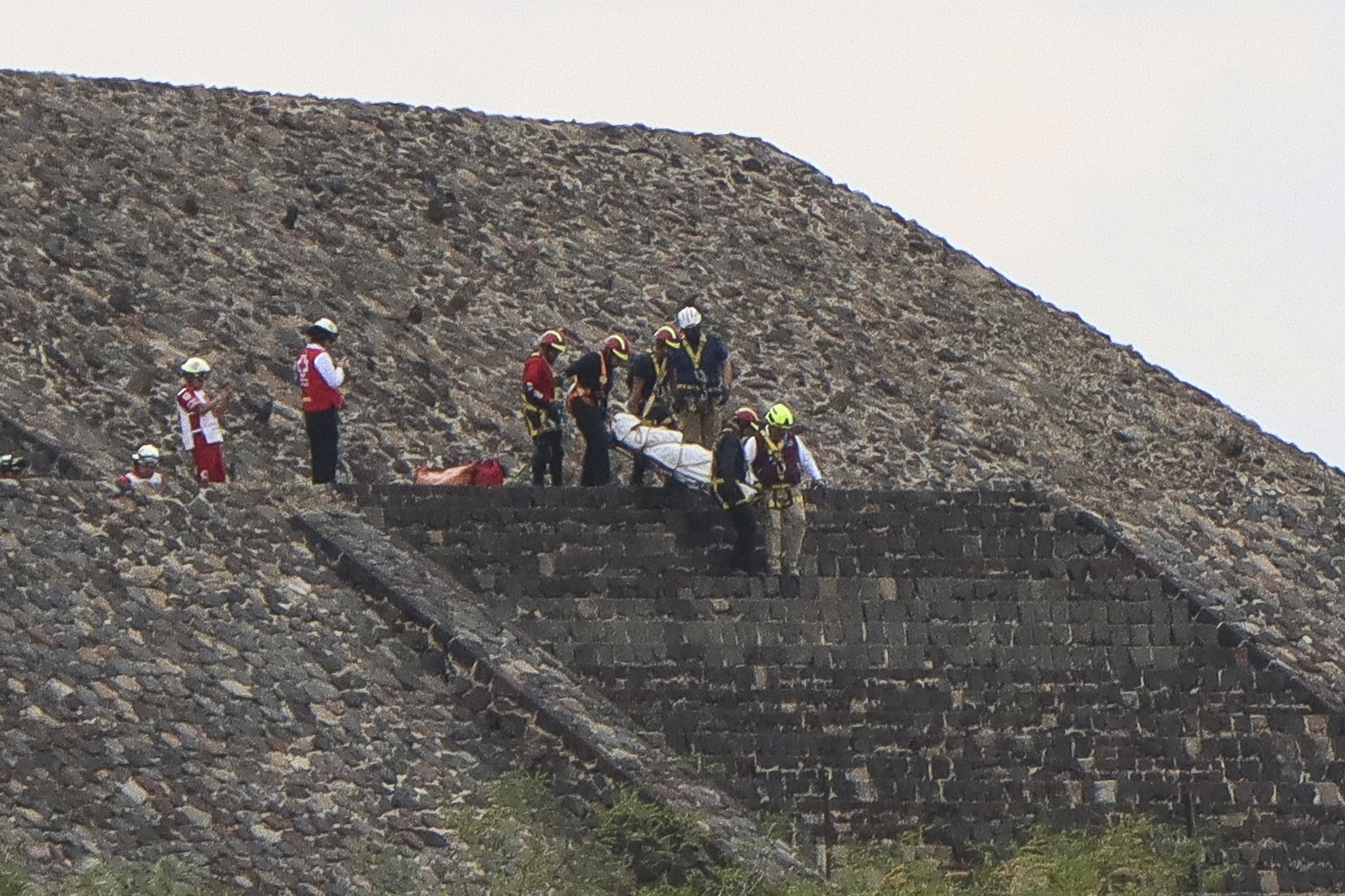 Teotihuacán: atacante admiraba a Hitler y hay tres colombianos heridos, incluido un menor