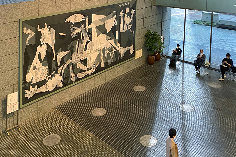 Torre de Tokio: Guernica eterno