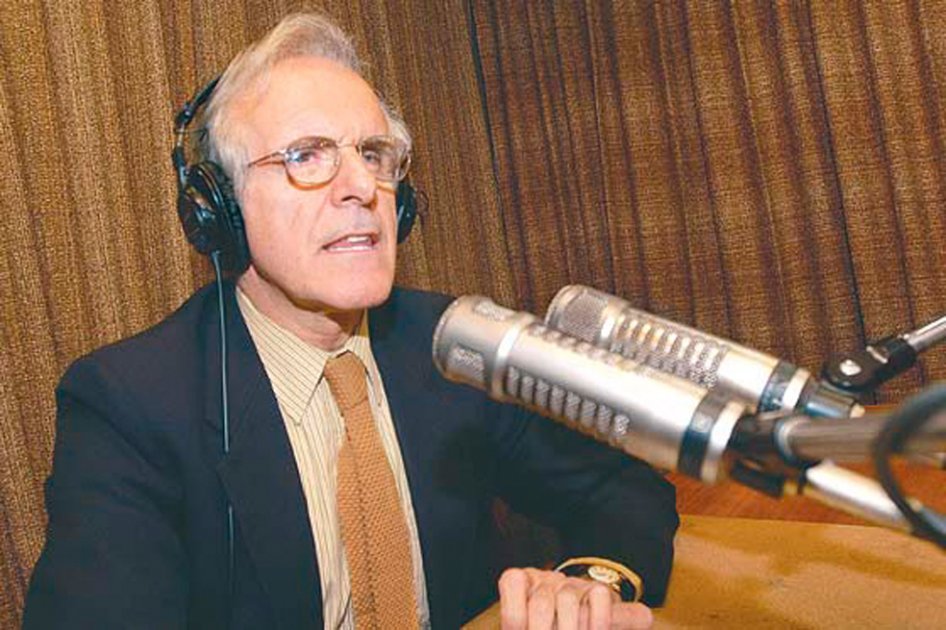 Murió el periodista Bernardo Hoyos