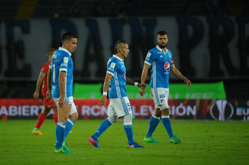 Así viven los futbolistas colombianos