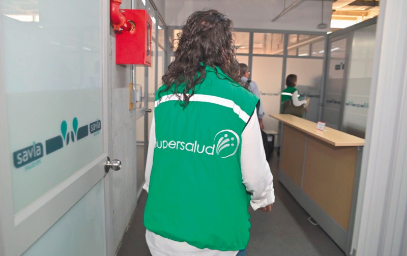Reacciones del mundo de la salud a las intervenciones de Sanitas y Nueva EPS