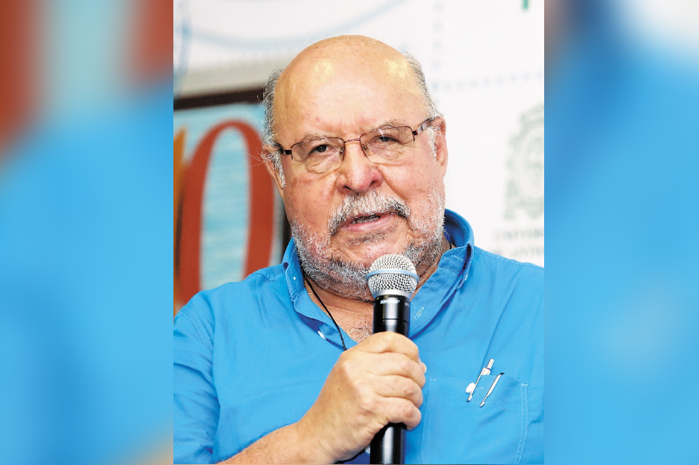Elkin Restrepo: “Los poetas son tan innecesarios como un desequilibrio celeste”