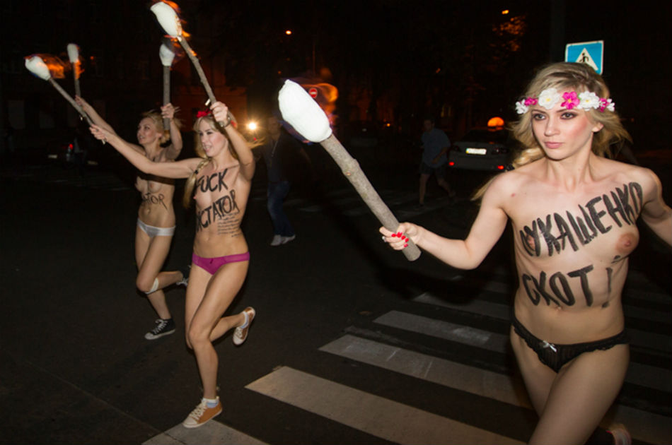 Facebook cierra la página de Femen por considerarla pornográfica