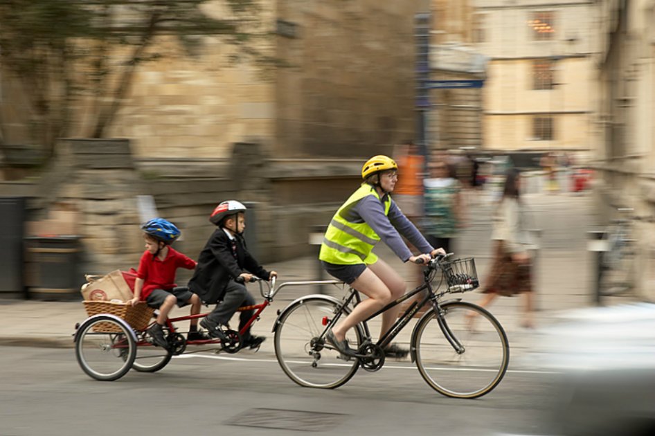 Las personas que andan en bici pesan cuatro kilos menos que las que lo hacen en carro