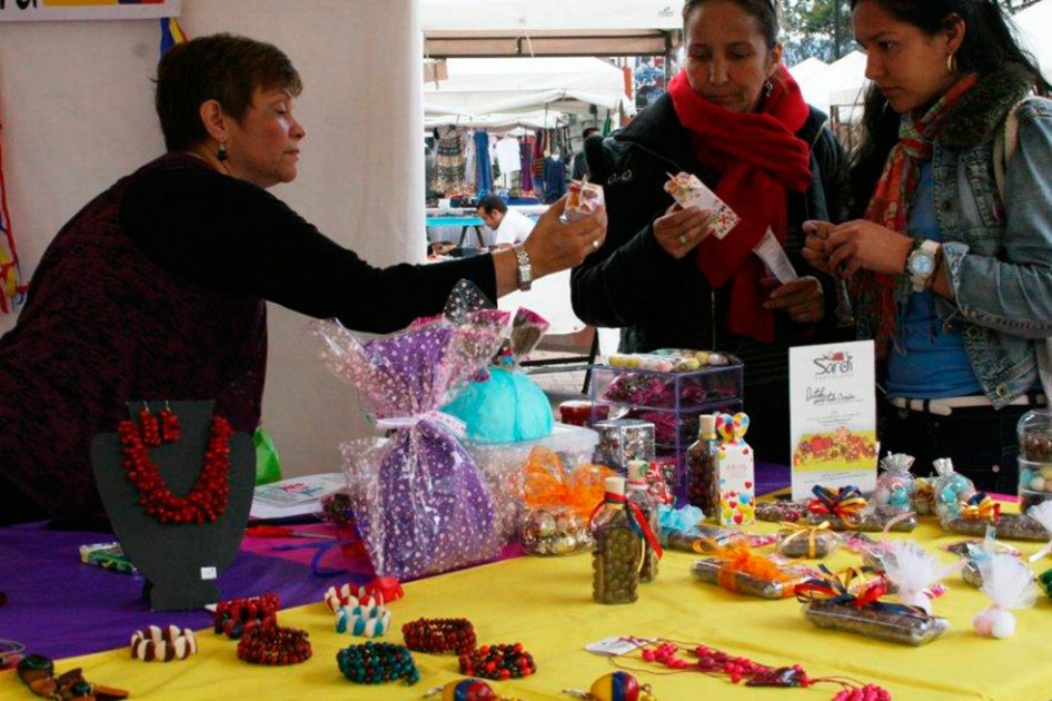 Aplazan reubicación de vendedores ambulantes de calle 27 sur en Bogotá