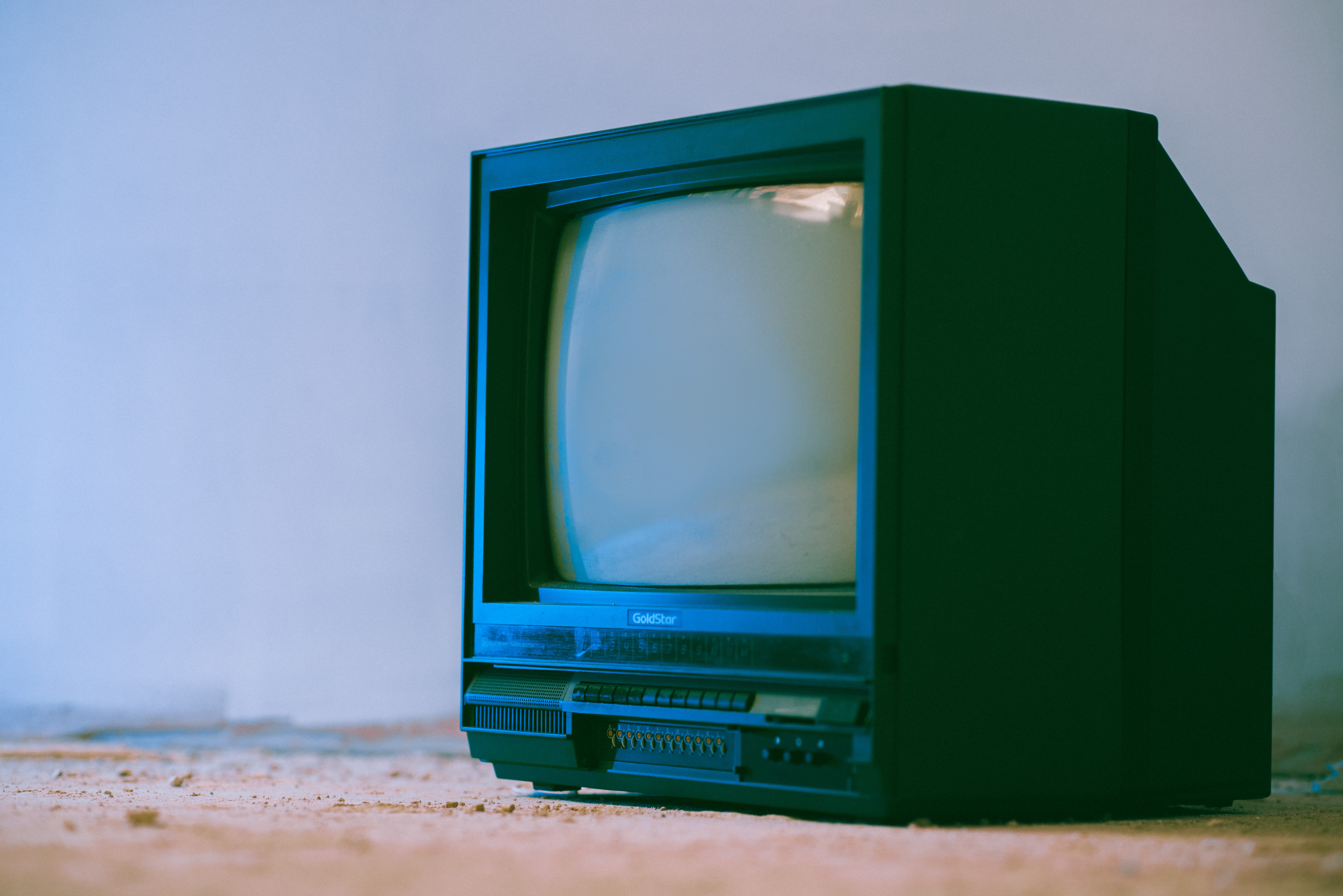 La Mirilla: La televisión le apuesta al cine