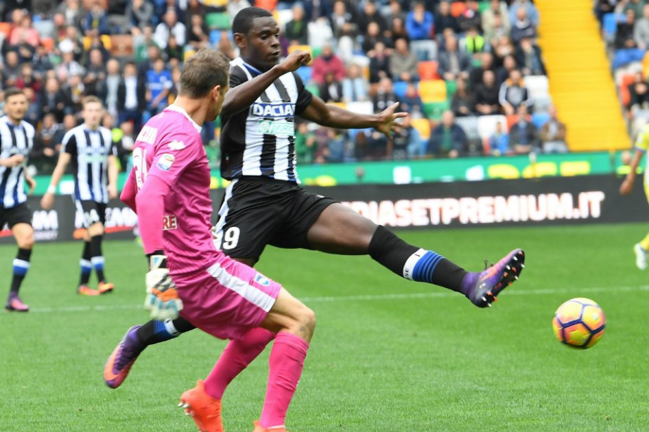 Gol de Duván Zapata en el triunfo de Udinese
