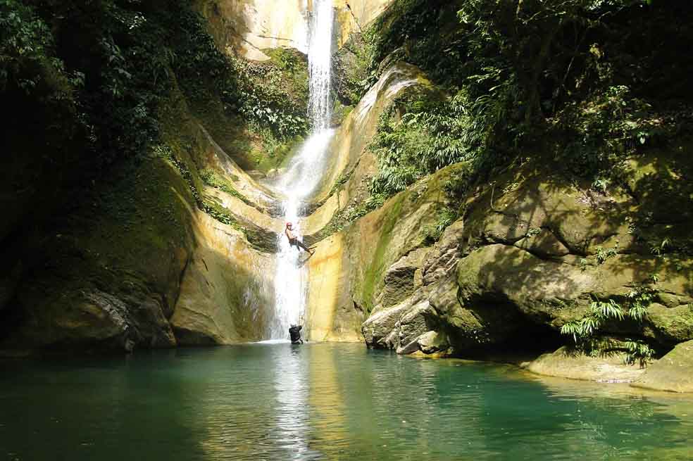 Consulta popular para salvar al río Túa
