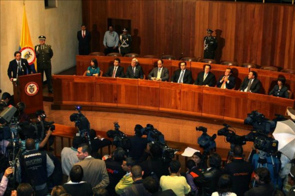 Si los celos derivan en violencia son causal de divorcio: Corte Constitucional