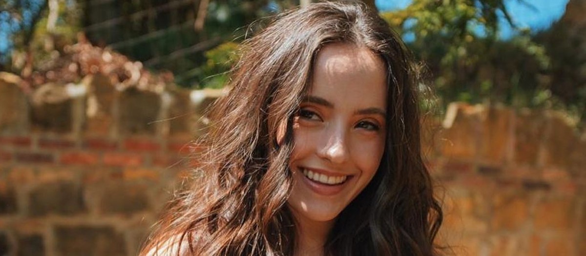 Evaluna cautivó con un curioso y especial detalle de su hija Índigo que llevaba puesto en su vestido. ¿Qué tal se ve?