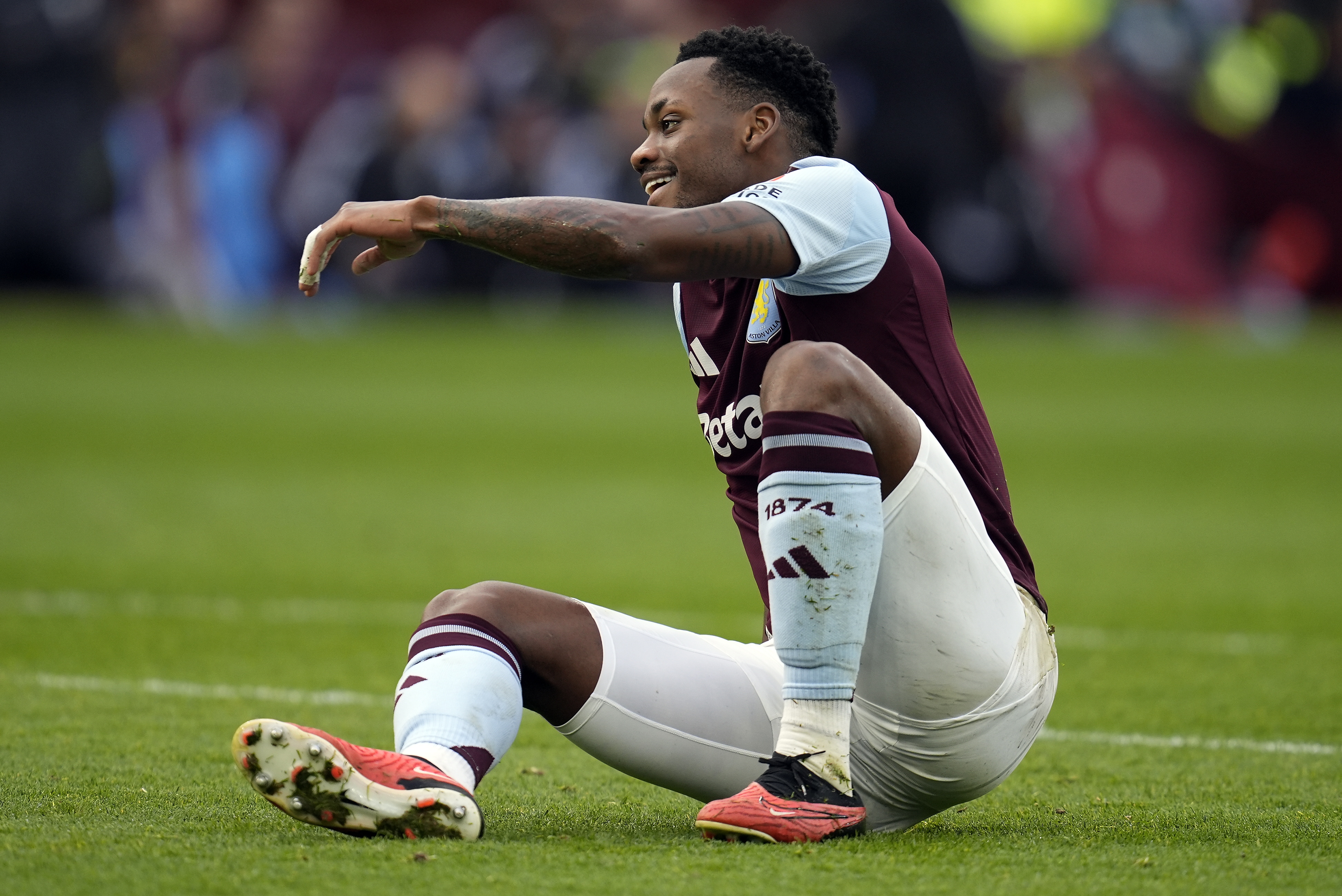 ¿Cerca de dejar Aston Villa? Gran equipo de Europa quiere a Jhon Jader Durán