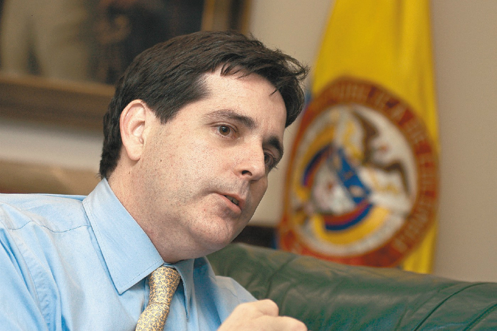 ¿Quién responde políticamente por las chuzadas?