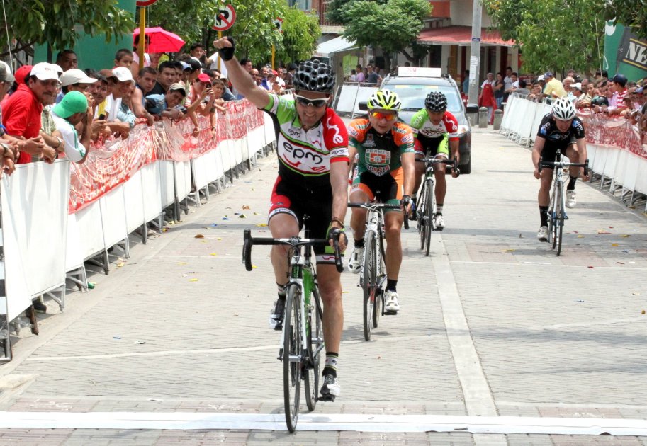 Óscar Sevilla asumió el liderato de la Clásica de Anapoima