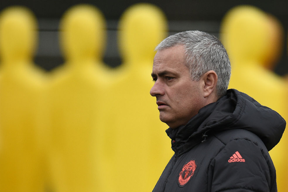 «Ranieri está pagando por su éxito»: Mourinho