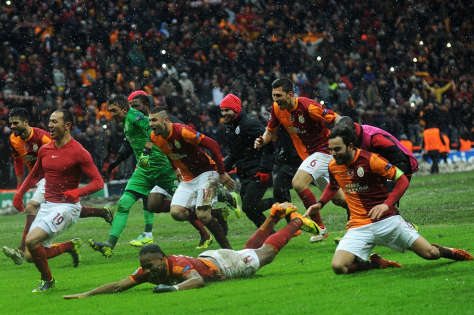 Galatasaray venció a Juventus y clasificó a octavos de la Champions